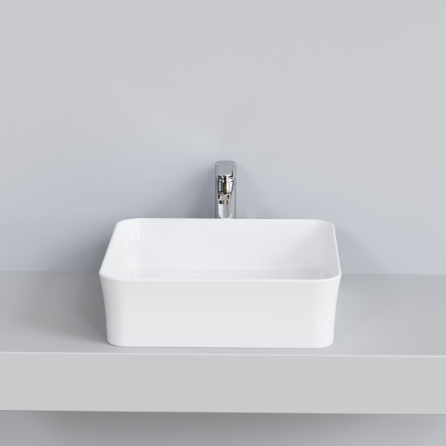 Ambassador Conrad 226T20002